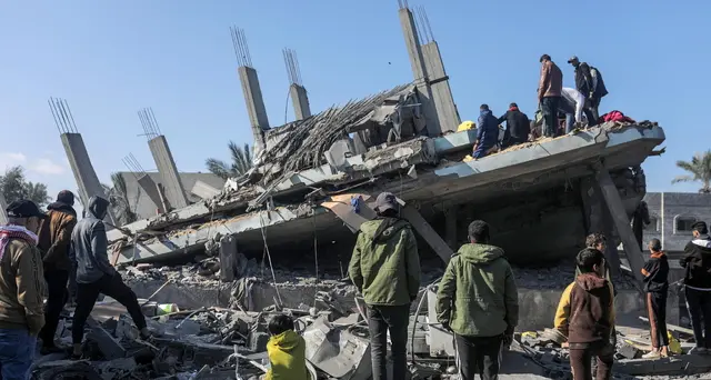 Gaza, media: 6 morti in un raid di Israele su Zawaida