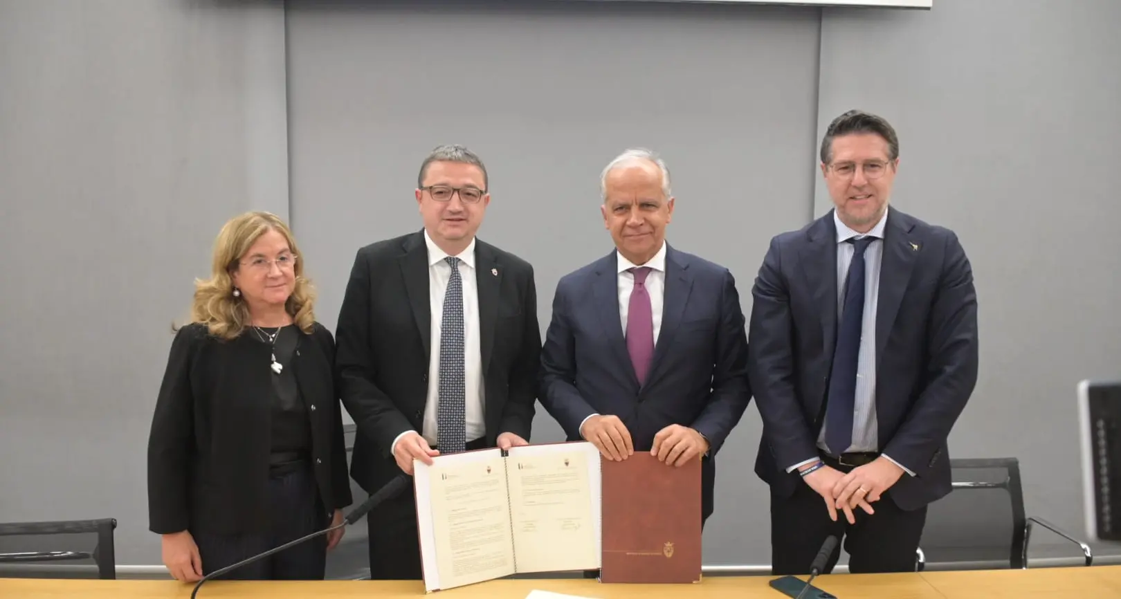 Piantedosi: «Il Cpr di Trento può essere un modello da riproporre»