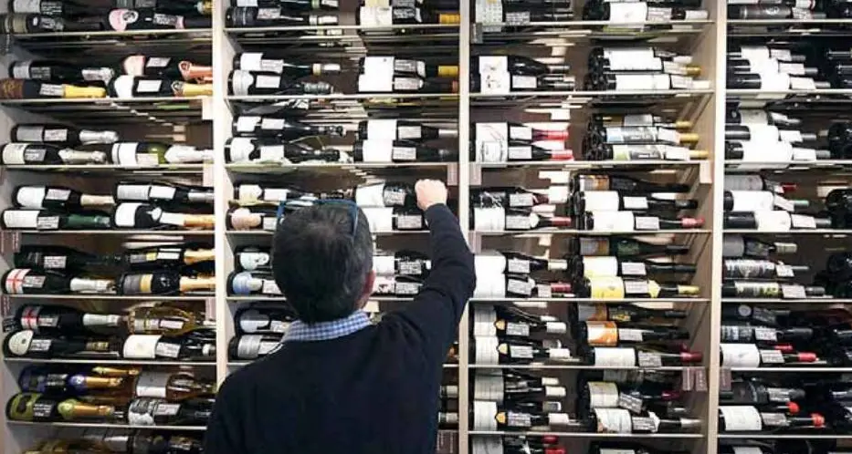 I produttori trentini contro la scelta irlandese: «Non trattate il vino come le sigarette»