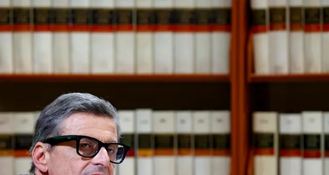 Toscana: Calenda, se il programma lo scrive Taverna noi fuori