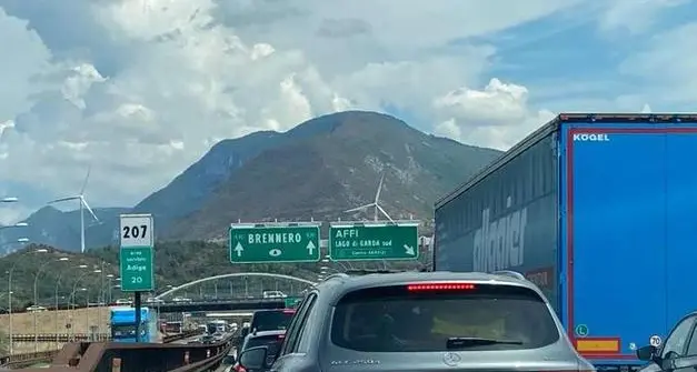 Il controesodo dalle vacanze non è finito: forte traffico sull’A22