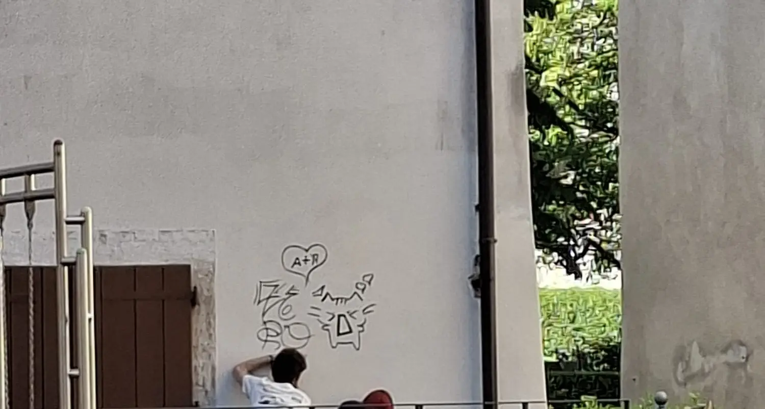 Demattè (FdI): “Vandali padroni del Parco San Marco, se il Comune non vede l’inciviltà diventa padrona”