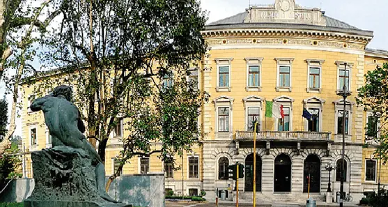 Bambina abusata, l'ex pastore evangelico di 83 anni rimane agli arresti domiciliari