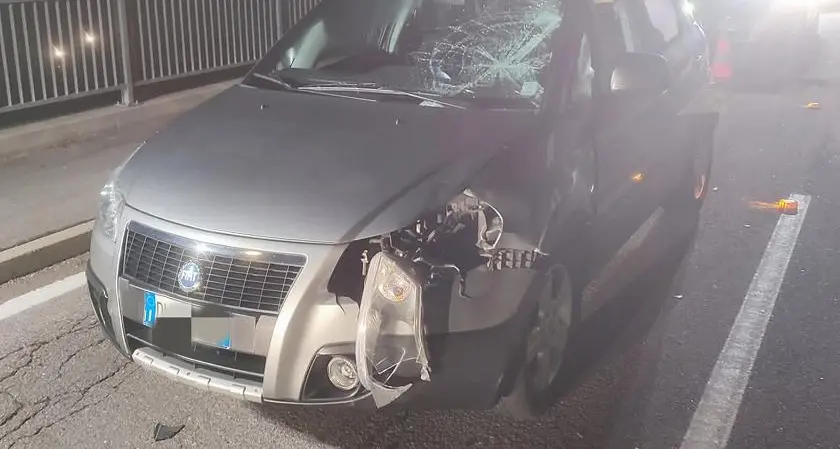 Paura nella notte a Spiazzo Rendena, ferita una ragazza di 22 anni
