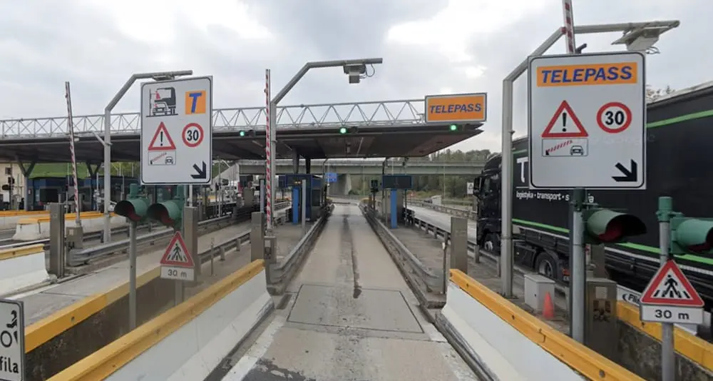 Casello di Peschiera chiuso per quasi un mese: ecco la viabilità alternativa, non prendete la bretella di Affi
