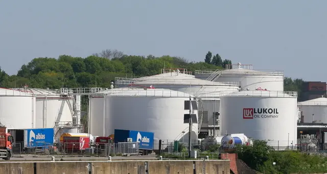 Petrolio: prosegue rialzo, Brent sopra 111 dollari al barile