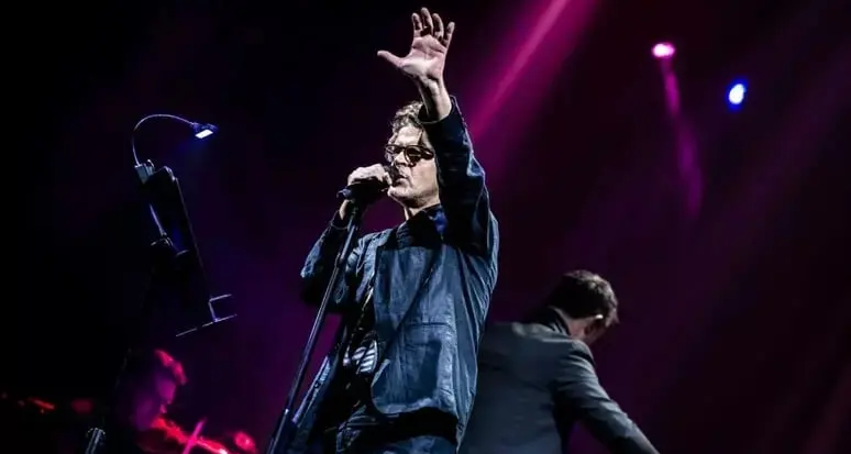 Samuele Bersani: “Ho avuto un tumore ai polmoni”