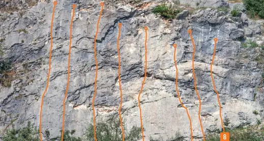 «Vola» sulla falesia Policromuro di Arco, feriti un climber la compagna che gli faceva sicurezza