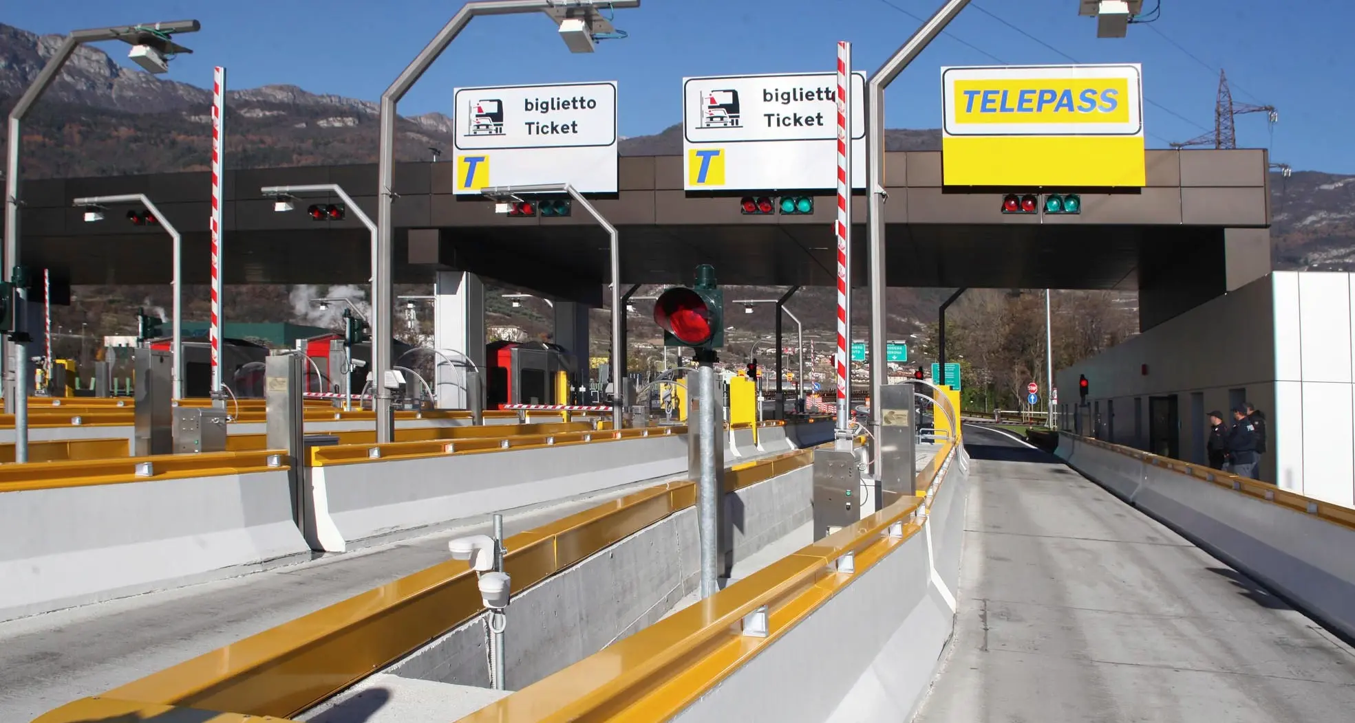Autostrada gratis da Trento Nord a Rovereto Sud: ecco come fare ad avere l’agevolazione, i giorni e gli orari dell’Urban Pass
