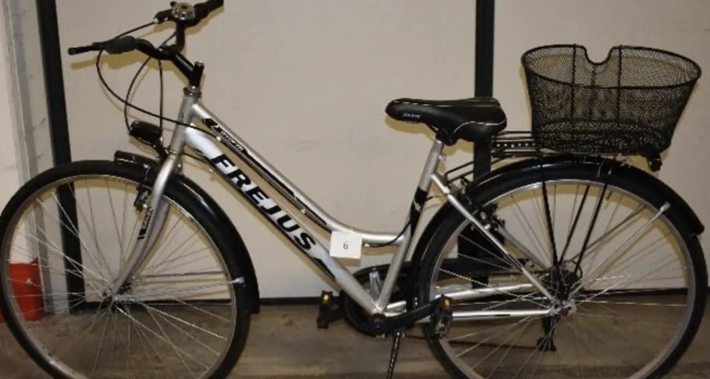 Trovate sette mountain bike abbandonate in un’area boschiva tra Povo e Villazzano