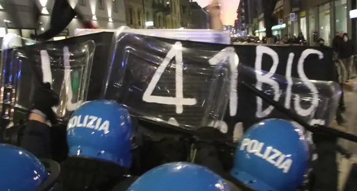 Caso Cospito, anche alcuni anarchici di Trento tra i denunciati per gli scontri di Milano
