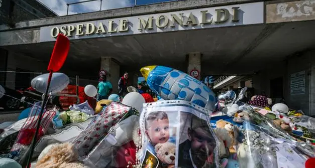 Bimbo morto dopo il trapianto, chiesti 3 milioni di euro all’ospedale Monaldi