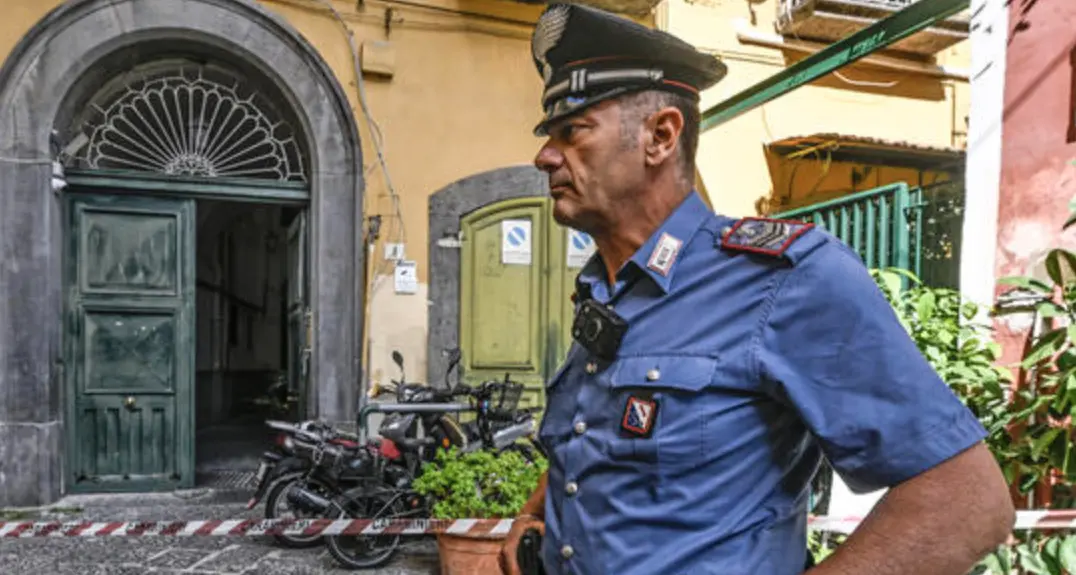 Muore in ambulanza dopo essere stato colpito con il taser