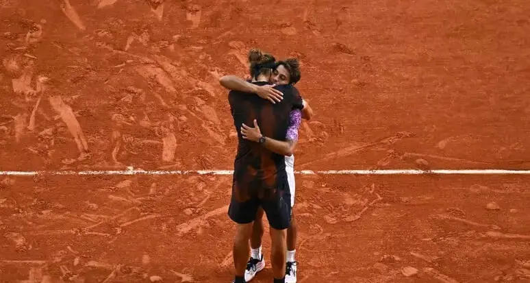 Cobolli si arrende in finale al Roland Garros: «Zverev meritava il titolo»