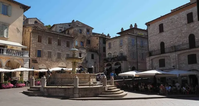 Capodanno: ad Assisi 'divieto assoluto' botti in centro