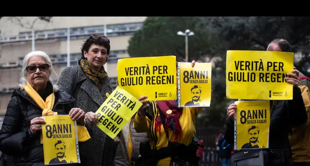 Regeni: genitori fuori tribunale, 'ostinatamente presenti'