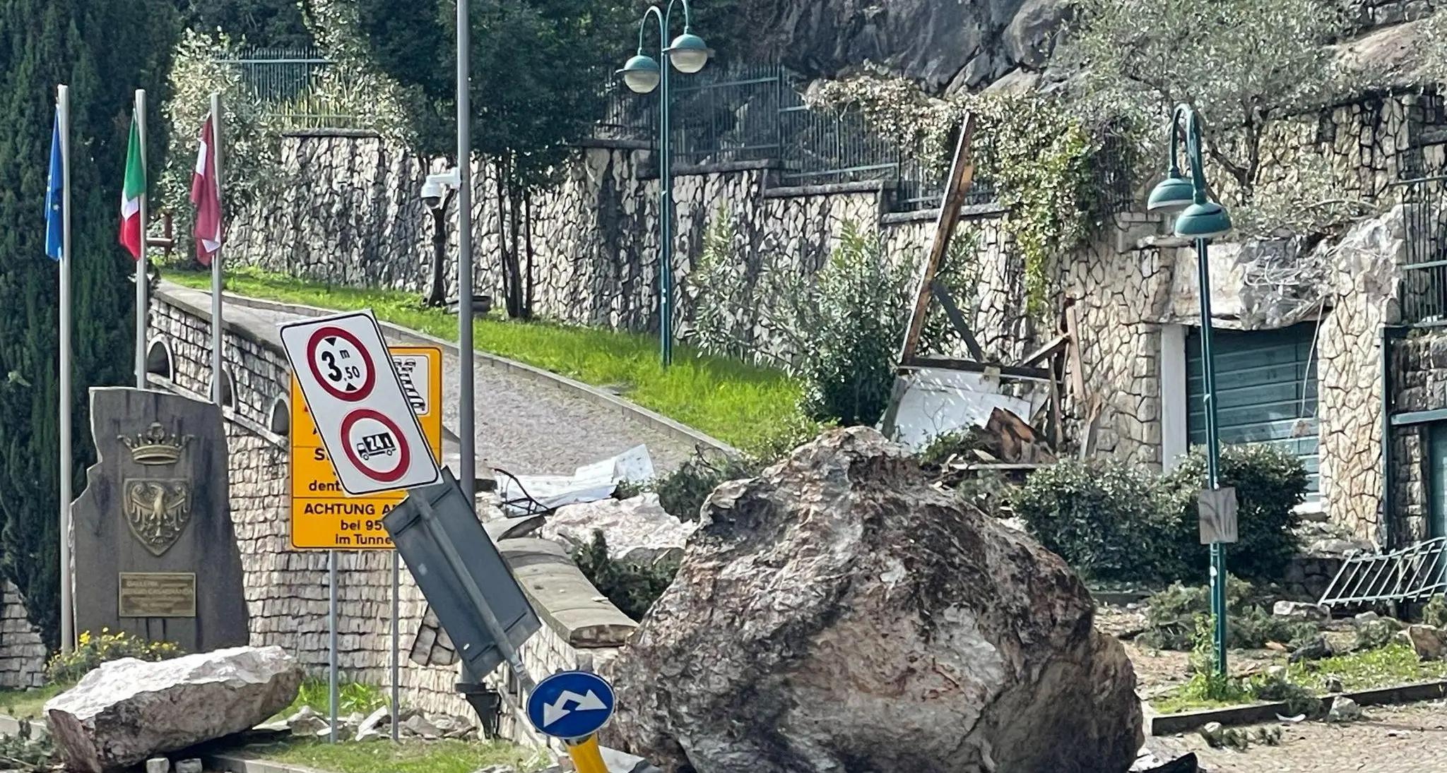 Frana della Gardesana, la strada riapre oggi: nelle prossime settimane alcune chiusure programmate