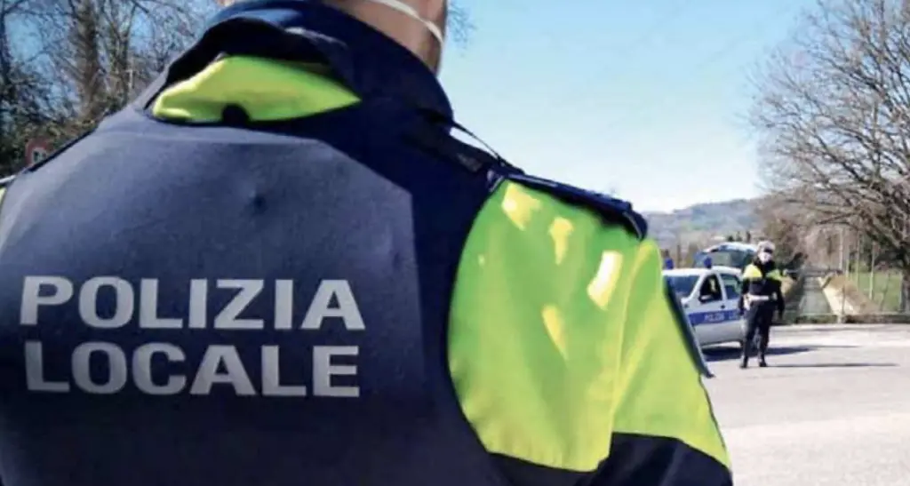 L'agente non ha con sé il modulo: la multa posticipata viene annullata