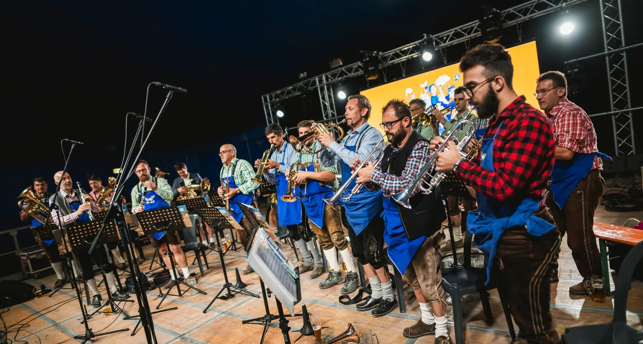 Ritorna l'Oktoberfest trentina, in coabitazione con The Kolors nel primo weekend di birra, salsicce e crauti