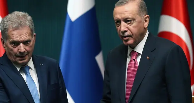 Nato: Erdogan, sì all'adesione della Finlandia