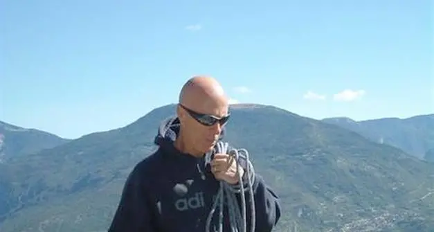 Una serata per ricordare Giuliano Stenghel, l’alpinista scomparso in Sardegna un anno fa
