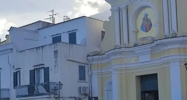 Casamicciola: addio silenzioso ai fidanzati uccisi dalla frana