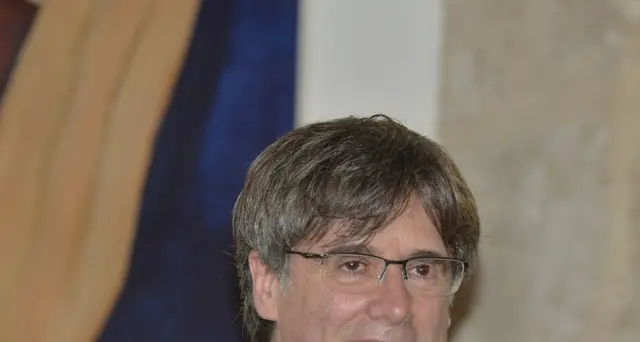 Puigdemont: Consulta spagnola, mandato d'arresto valido