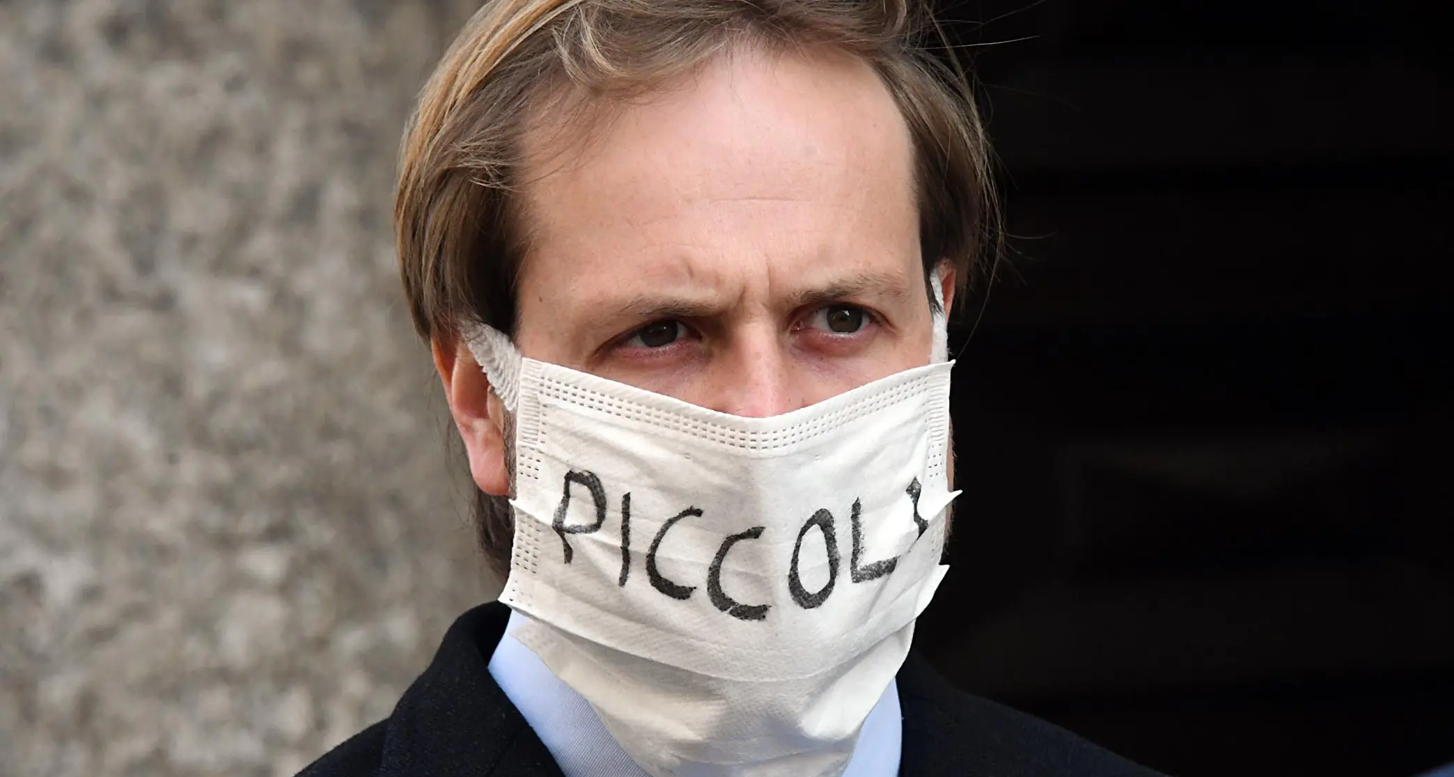 Consiglio comunale annullato: Andrea Merler si presenta senza voce, ma dice di essere «negativo»