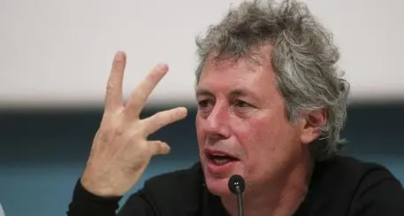 Alessandro Baricco dall'ospedale: \"Ho la leucemia, farò il trapianto\"
