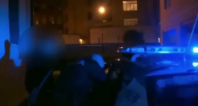 Baby gang:17enne accoltellato riconosce rapinatori,2 arresti