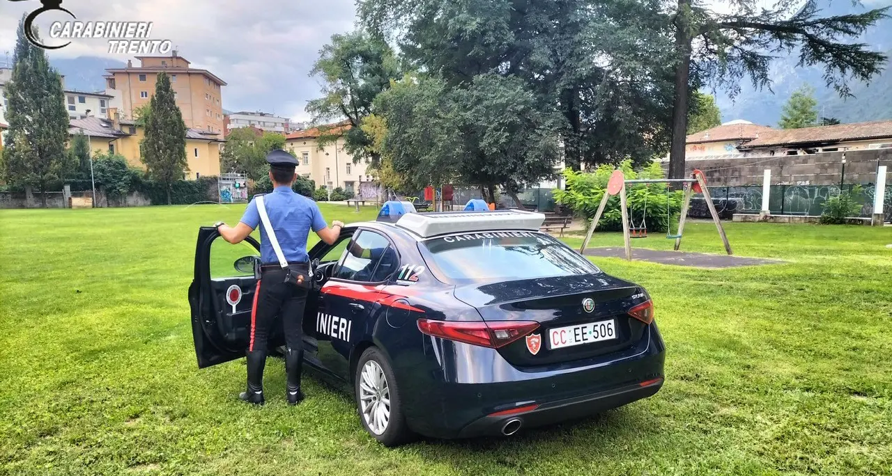 Con venti dosi di cocaina al parco Santa Chiara: arrestato dai Carabinieri e già condannato n via direttissima