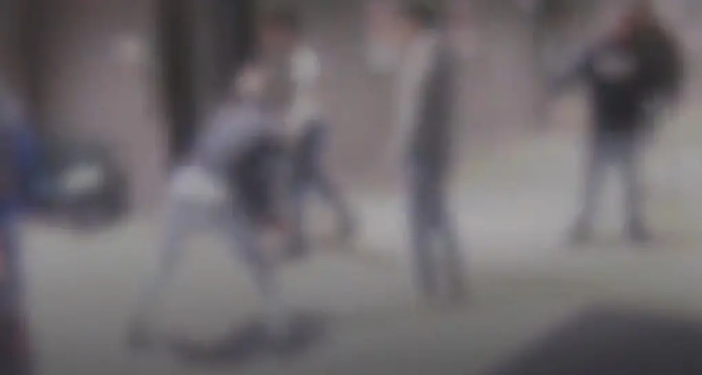 Presa la baby gang che terrorizzava la movida: le immagini delle aggressioni