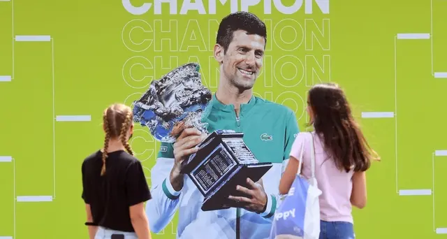 Djokovic: ministro Australia 'sta ancora studiando il caso'