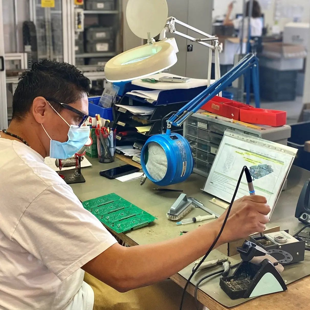 Nascono al Polo Meccatronica di Rovereto i sensori per monitorare viadotti, tralicci e antenne