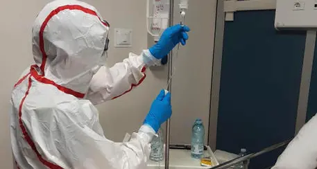 Partite le lettere di sospensione degli operatori sanitari no-vax