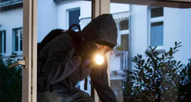 Locali danneggiati da furti e atti vandalici: dal 15 ottobre al via le domande di contributo