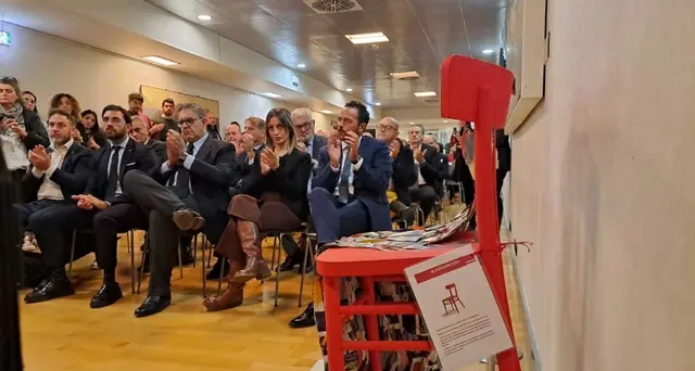 Giulia: Consiglio regionale Liguria le dedica una sedia rossa
