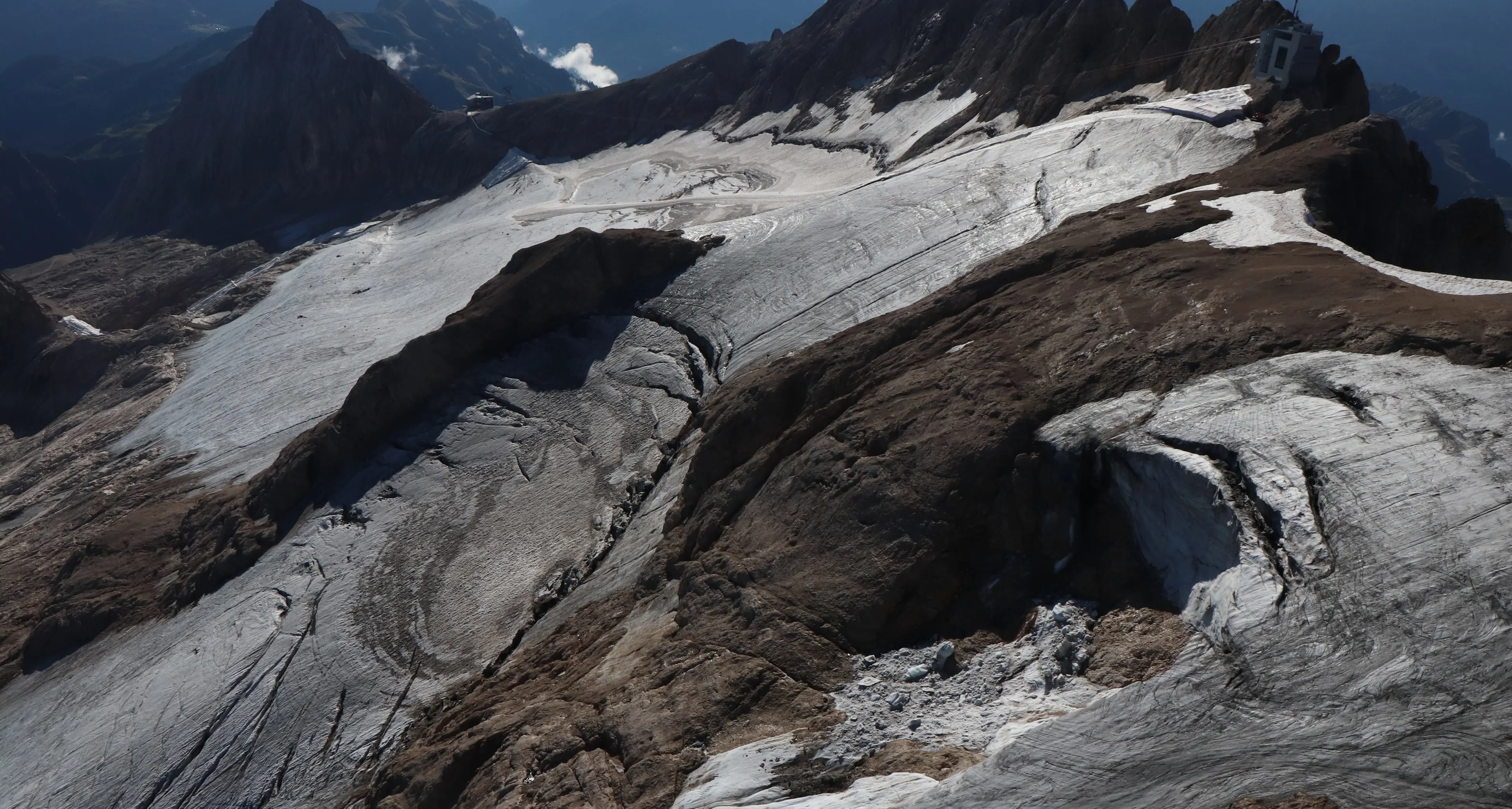 Una nuova ferrata in Marmolada? Zanotelli: «Non ne sappiamo nulla, e comunque sarebbe difficile»