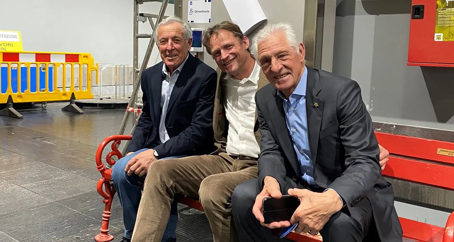 La riapertura di Passo Stelvio diventa show, pedalata con Francesco Moser e Gustav Thöeni