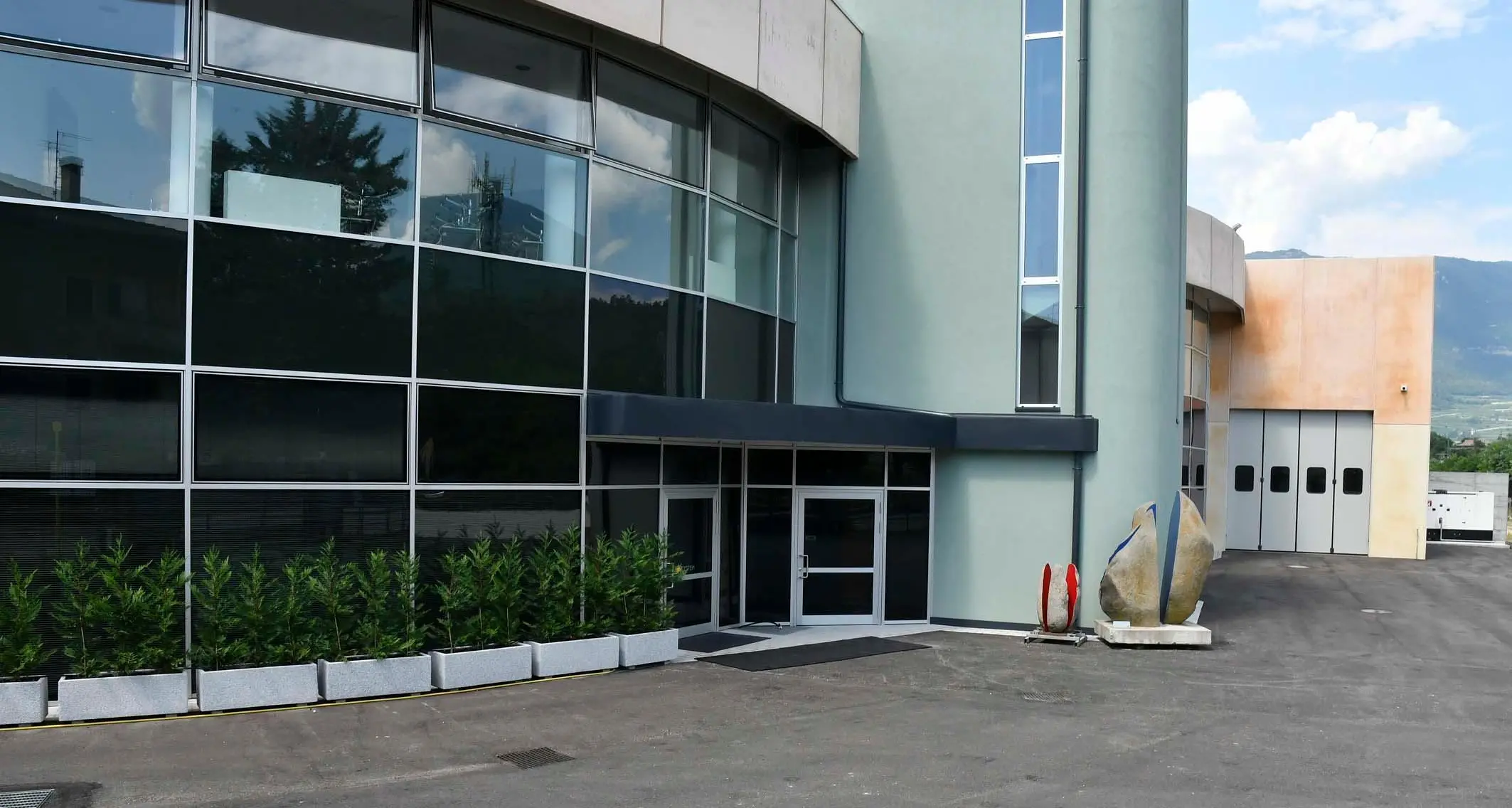 Dopo la chiusura da parte del Ministero, la Laba rinuncia al ricorso, ma cercherà una nuova sede a Rovereto