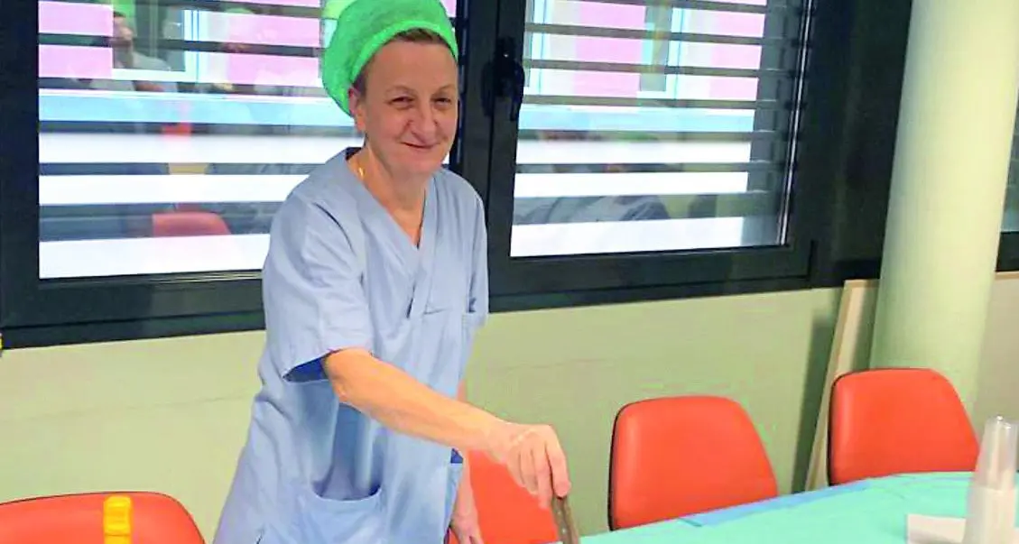 Mara Fait, oggi l’ultimo saluto all’ex infermiera uccisa dal vicino. Lo sfogo del figlio: «Domiciliari per l’omicida? Un incubo senza fine»