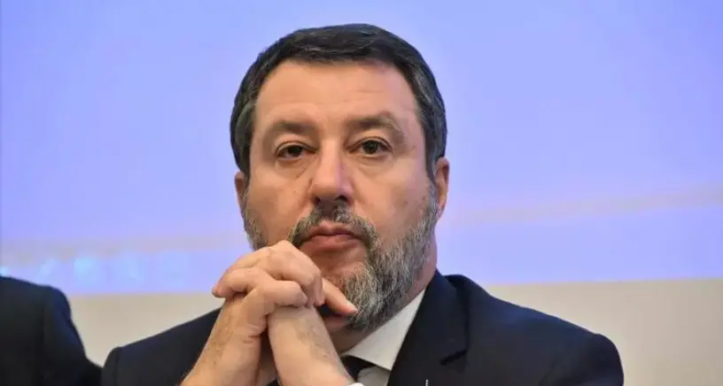 Salvini: “Se i tedeschi si riarmano non finisce bene, la storia insegna, sono tra i pochi a tenere un dialogo, pronto a riportare imprese a Mosca”