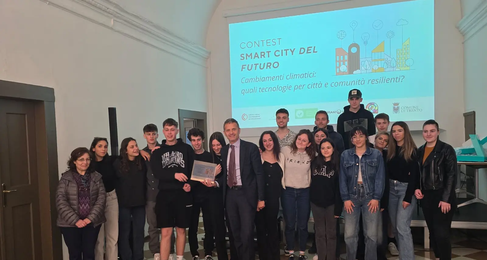 Concorso Smart City per le scuole: il Fontana di Rovereto batte tutti nei progetti per le città sostenibili
