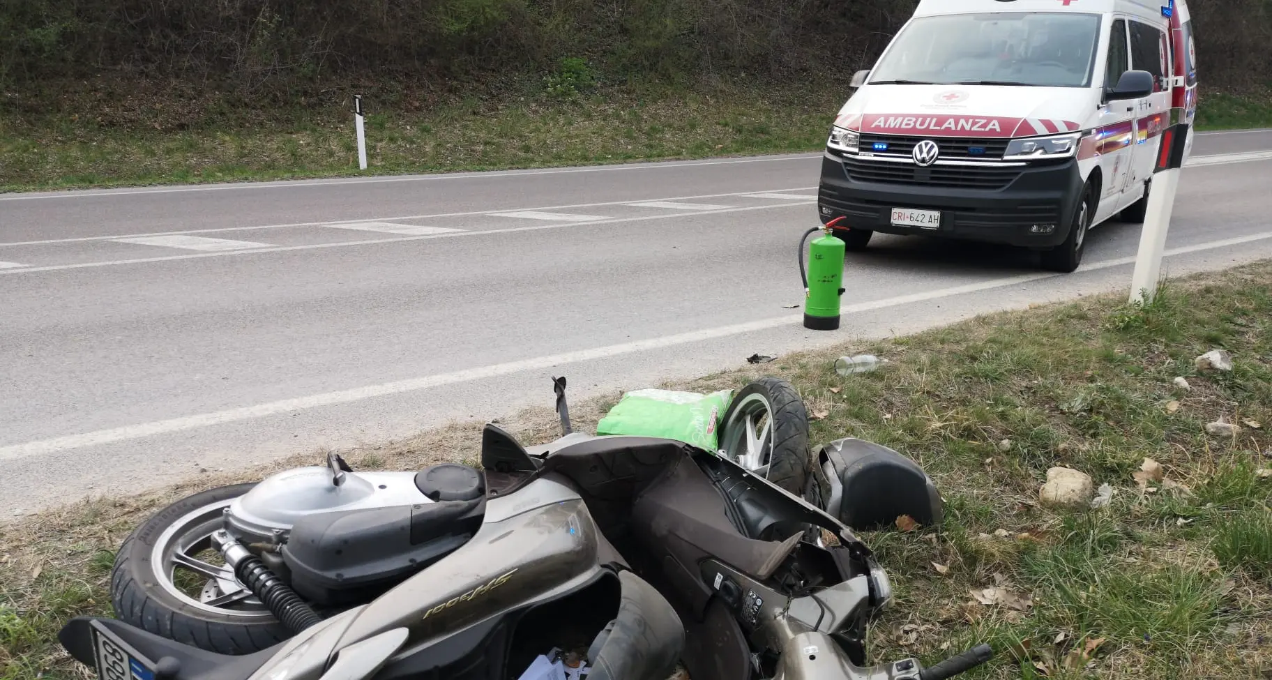 Terribile scontro auto-moto a Marco nel pomeriggio di oggi, motociclista in gravissime condizioni