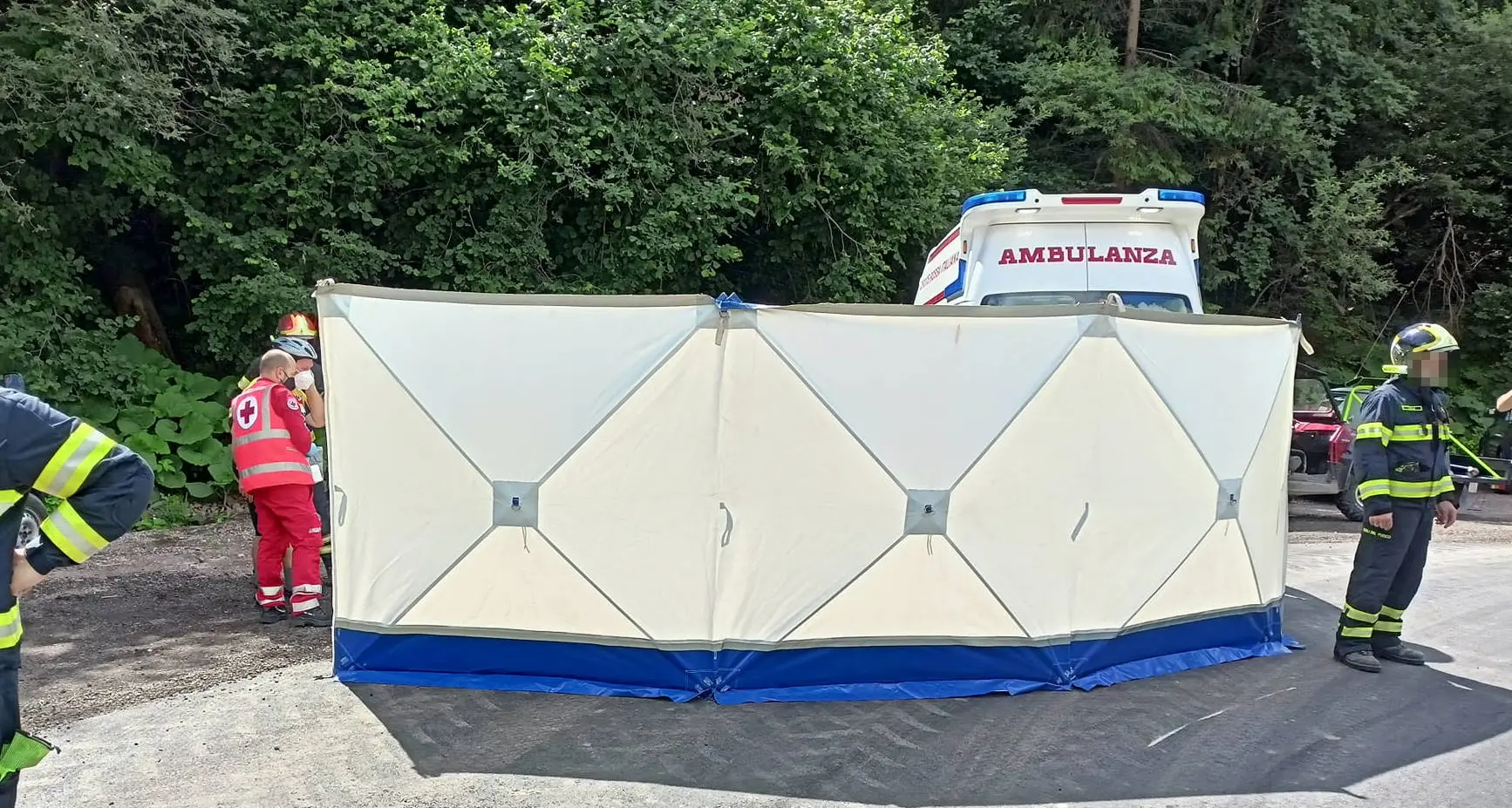 Frontale fra due moto a Capriana, un centauro della Val di Fiemme è gravissimo