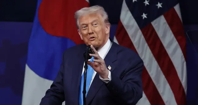 Trump: 'Gli Usa inizieranno a testare le armi nucleari'