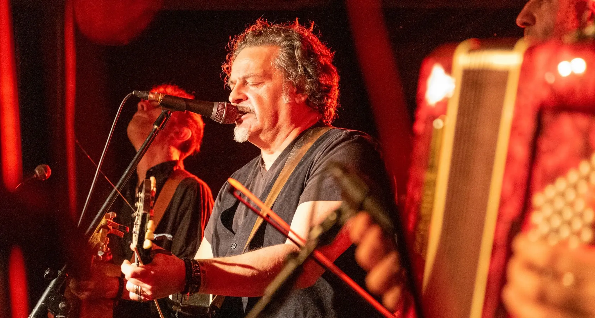 Cisco, dai Modena City Ramblers alla nostalgia d'Irlanda, «trent’anni di impegno, e la gente ci segue sempre»