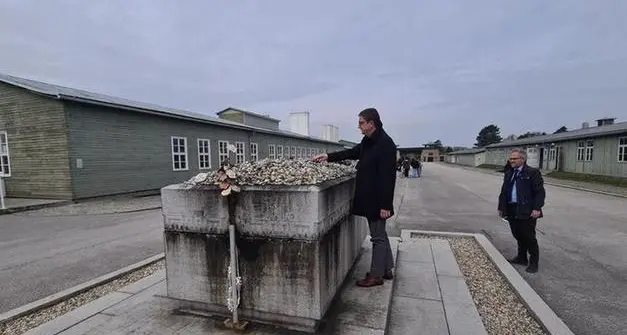 Fugatti a Mauthausen, omaggio alle 44 vittime trentine del campo di concentramento austriaco