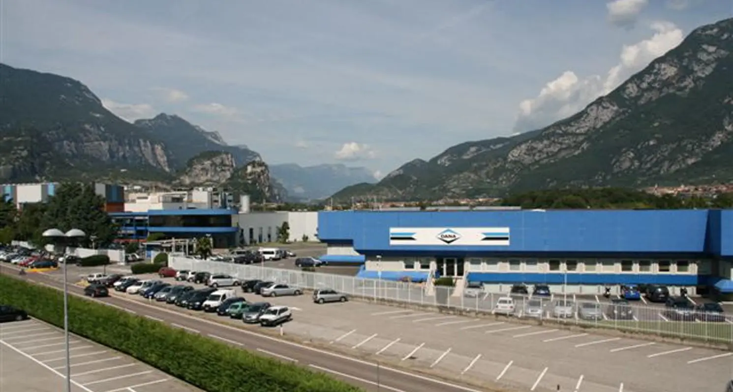 La Dana vende il ramo d'azienda, a rischio i due stabilimenti trentini, oggi vertice urgente al Ministero