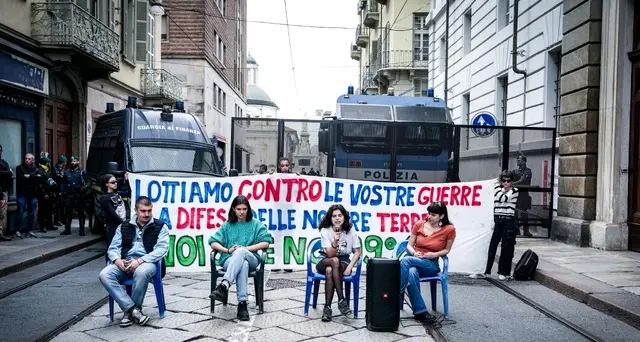 G7: corteo di Torino, 'in piazza c'erano gli studenti'